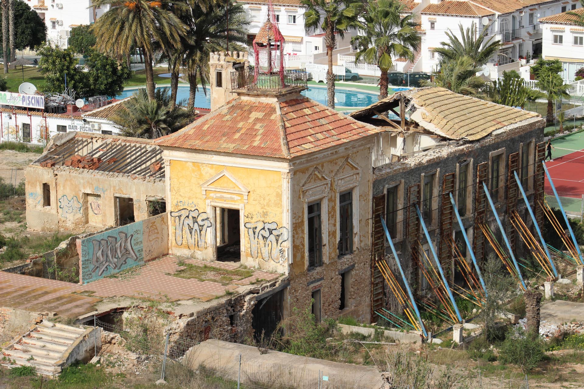 La Casa De May May City