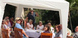 Local Masons hold garden party for charity