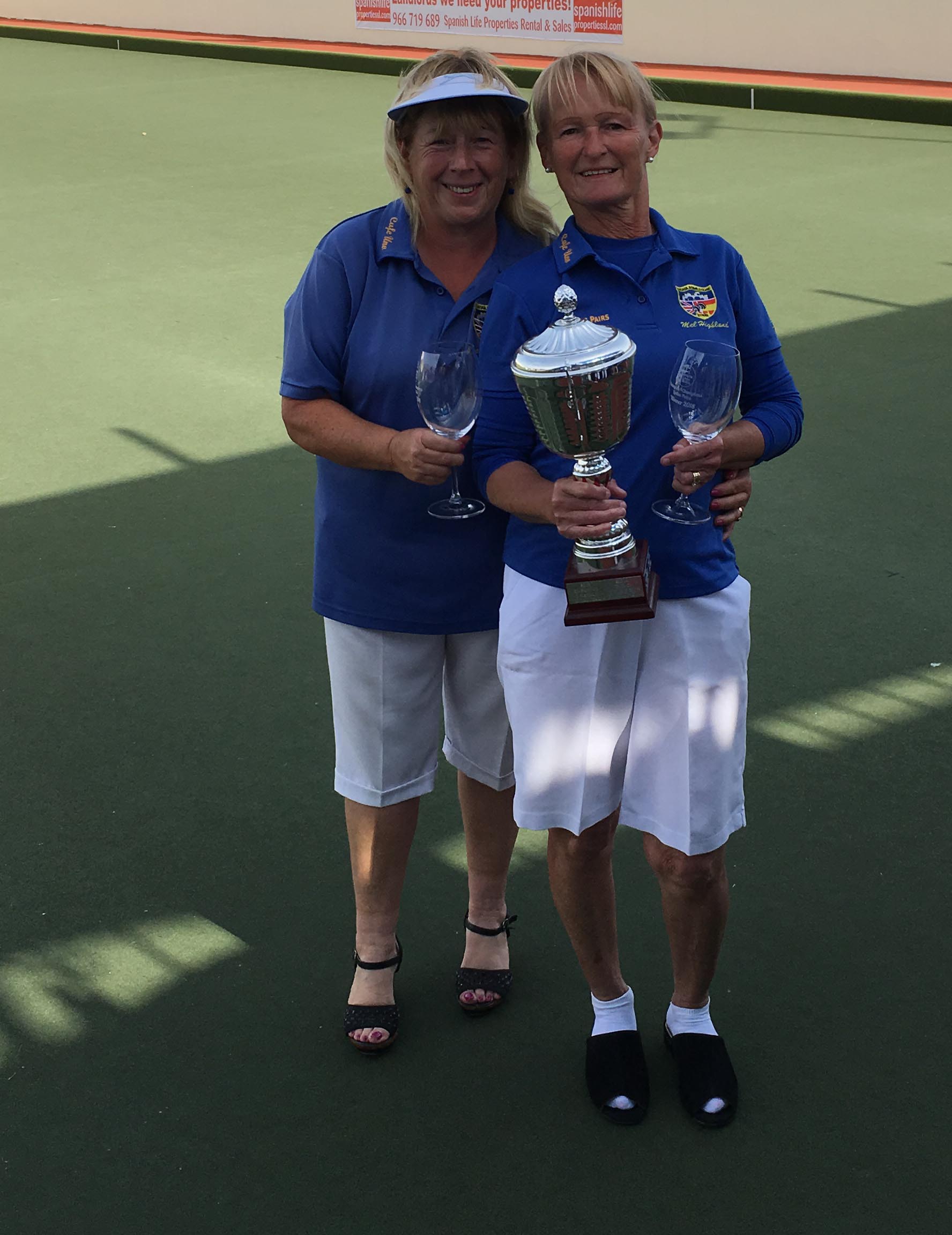 Ladies pairs champions