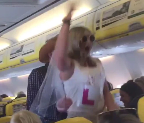 Rowdy passengers on Ryanair flight to Alicante