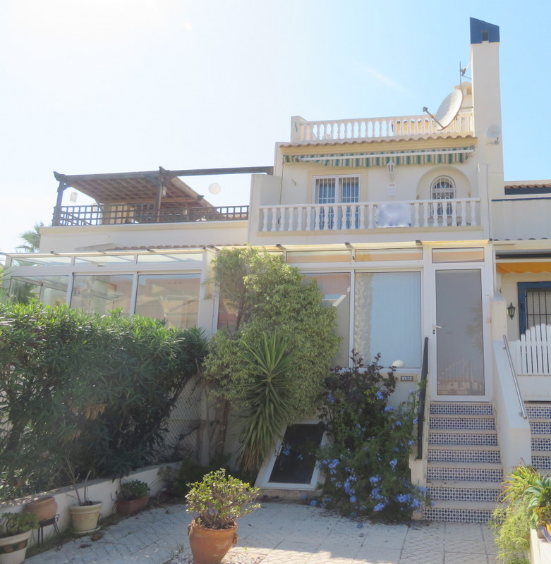 Lovely 2 bedroom Spanish property for sale in the Valencias, Villamartin, Orihuela-Costa