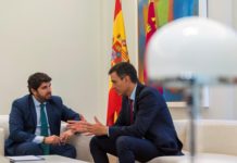 López Miras wants to meet Pedro Sánchez to talk about the Mar Menor López Miras wants to meet Pedro Sánchez to talk about the Mar Menor