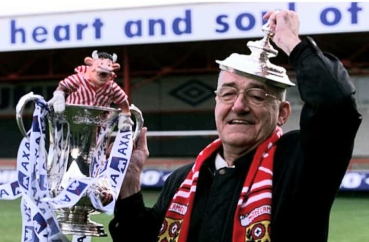 Jim Bowen: Resigned as President of Morecambe FC after criticism for supporting Blackburn Rovers.