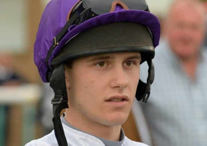 Jason Hart rode tip Captain Jameson to Ayr win.