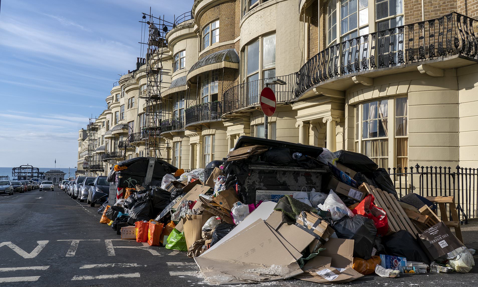 Brighton seafront rubbish
